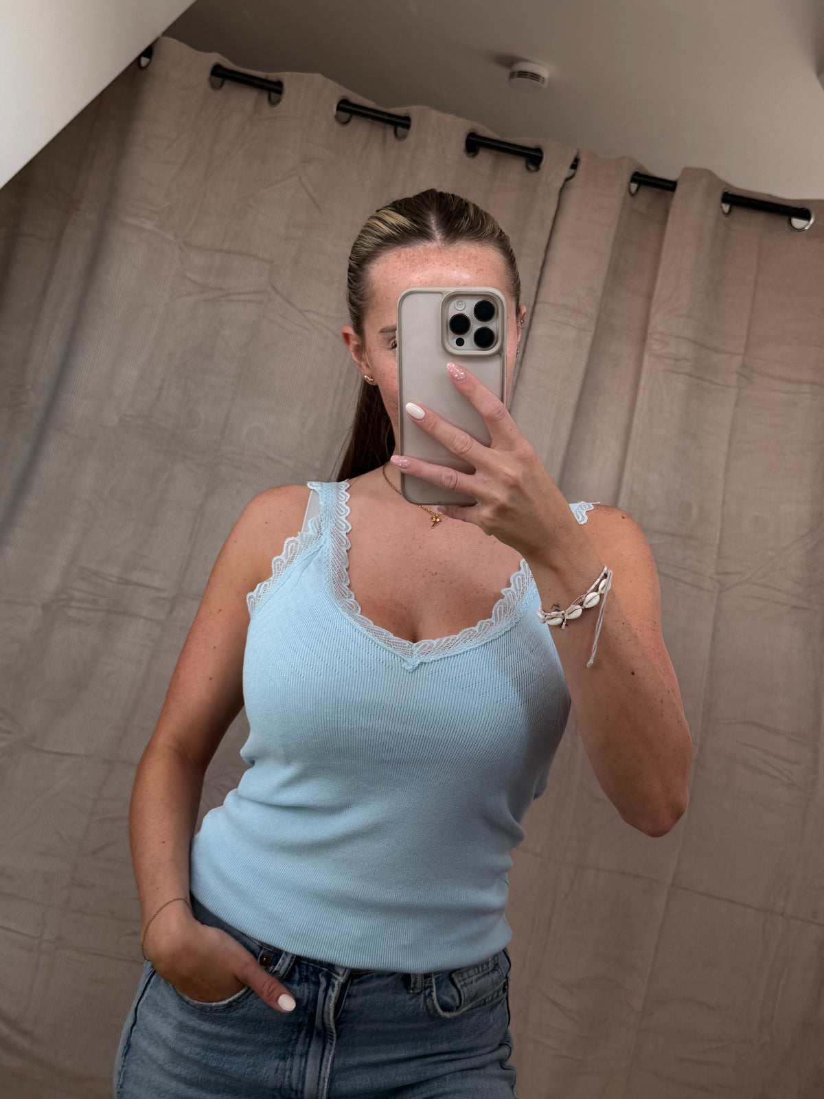Mila Basic Top